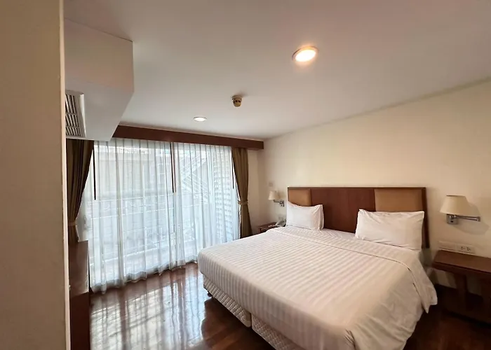 S.M. Grande Residence