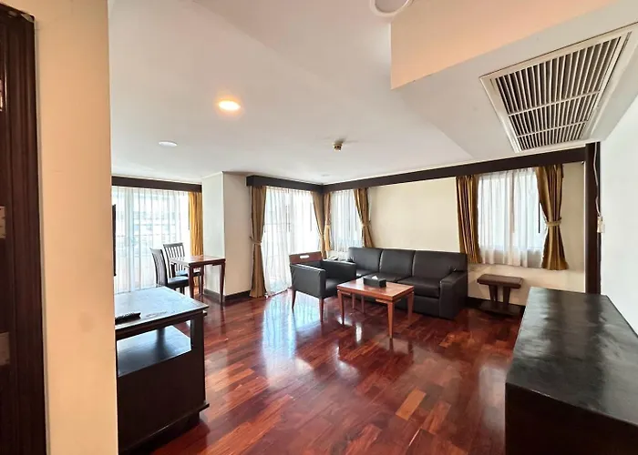 S.M. Grande Residence